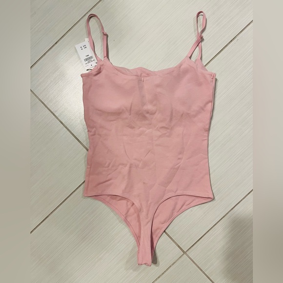 NWT Abercrombie & Fitch Women's Bra-Free 90s Cami Bodysuit - Picture 5 of 5